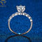 Pflastern Sie Diamant-Hochzeit silbernen Ring With Name Engraved