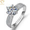 Zirkon silberner Diamond Engagement Rings Shiny Polish